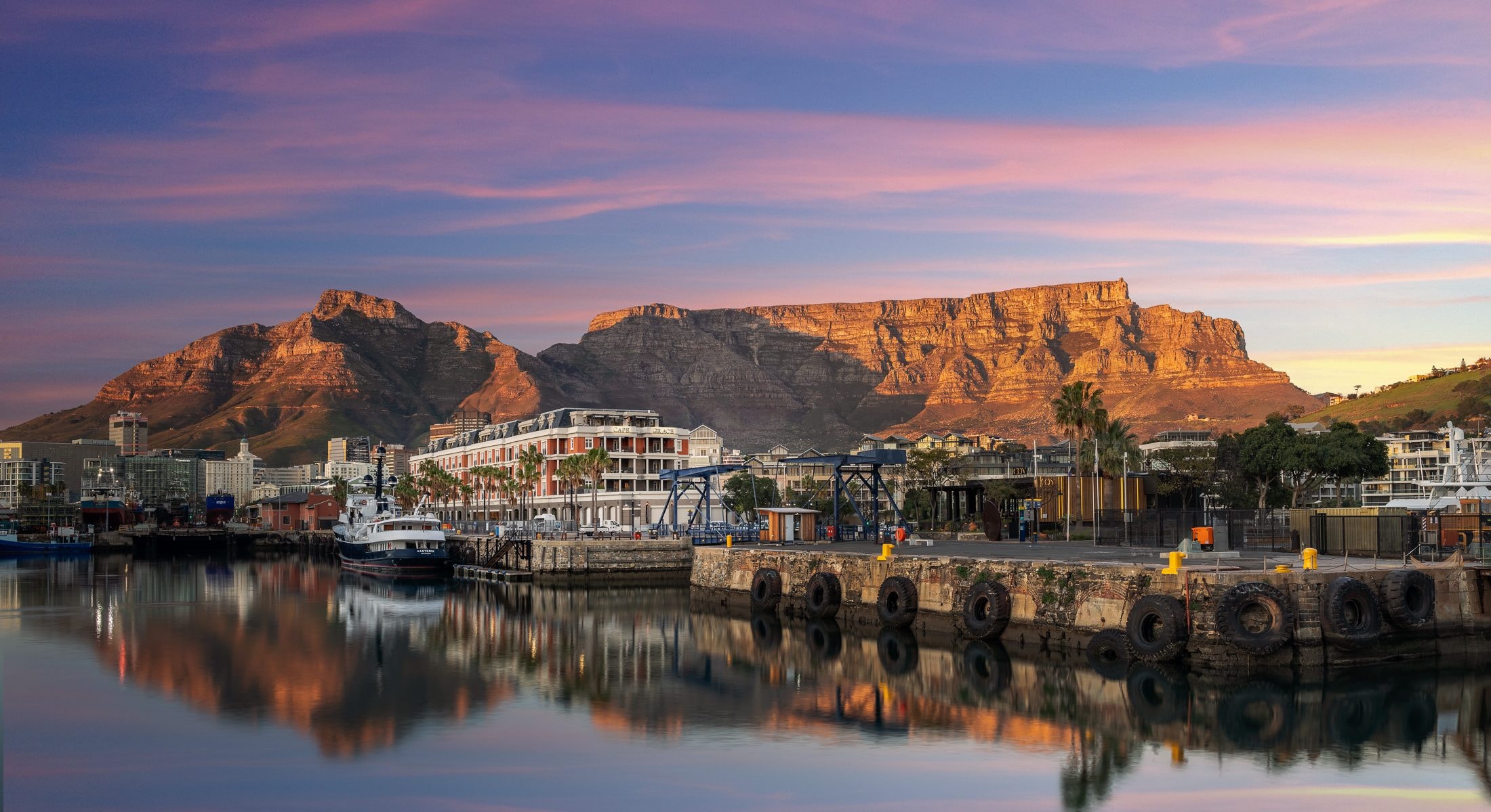 Cape Grace Hotel