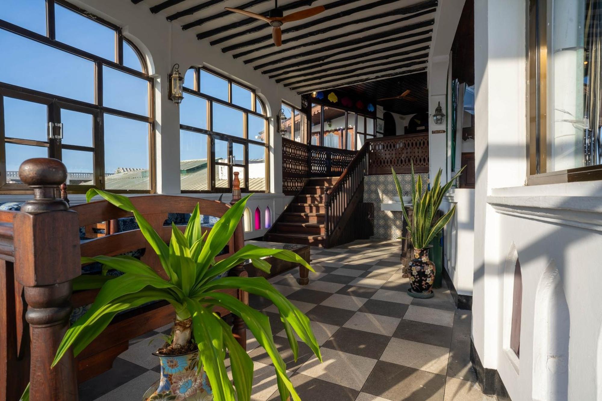 Dhow Palace Hotel – Bild 3