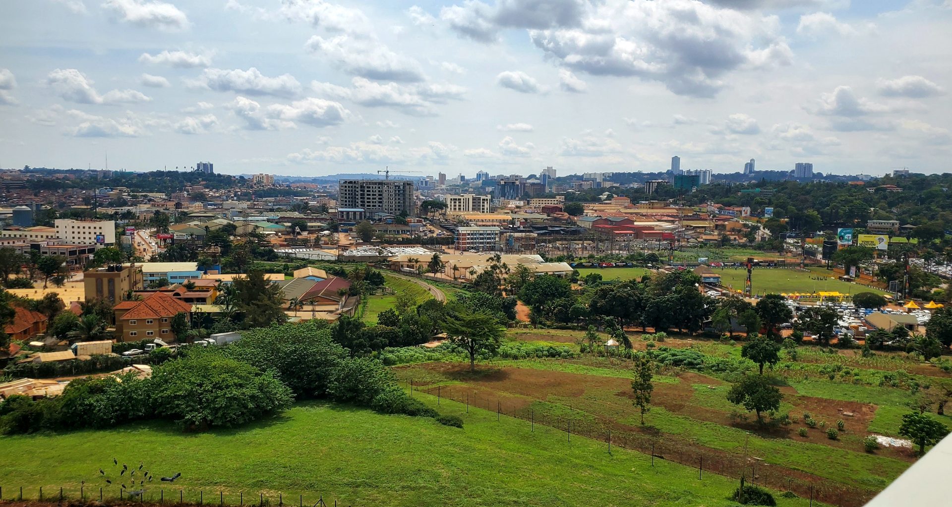 KAMPALA & ANKOMMEN