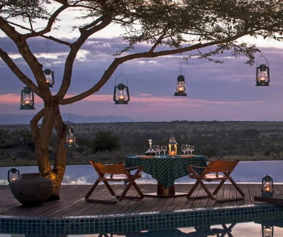 Four Seasons Safari Lodge mobile
